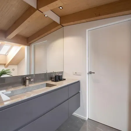 Lägenhet Luxury Lakefront Penthouse Lezzeno