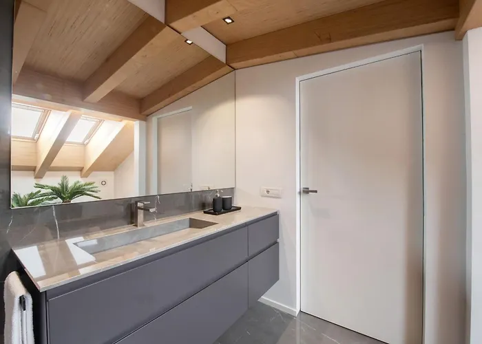 Lejlighed Luxury Lakefront Penthouse Lezzeno